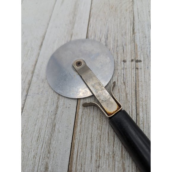 Ekco Pizza Cutter #7 Blade 2 5/8" Diameter 8" USA Stainless Steel Black - Picture 5 of 6